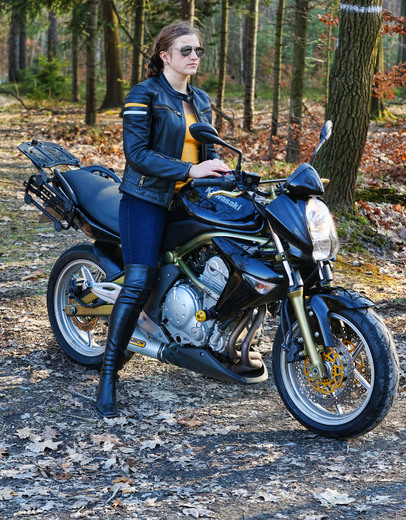 Anička na Kawasaki7.jpg